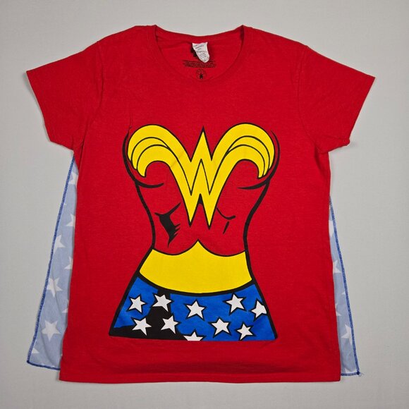 Wonder Woman DC Comics Comic Con‎ Costume T-Shirt w/ Detachable Cape Women’s L - Picture 3 of 8
